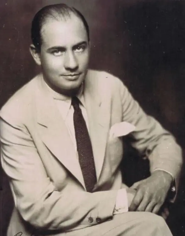 Basil Woon
