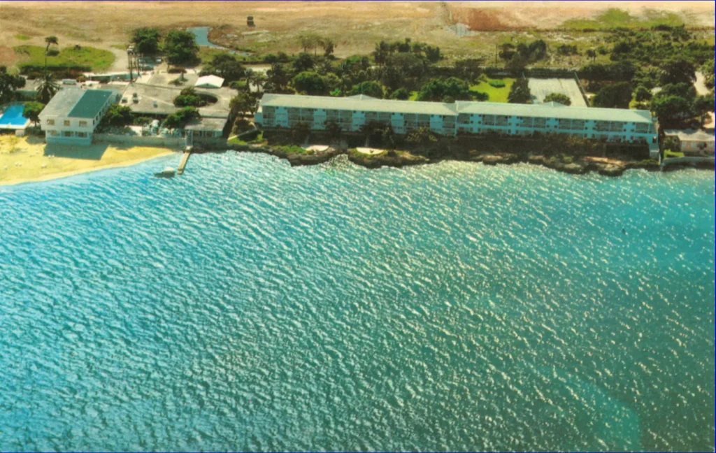 Bay Roc Hotel