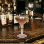 Epiphany med bourbon, creme de mure, äpplejuice