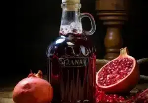 Grenadine är en sockerlag på granatäpple